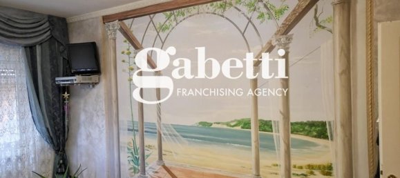 4-salle Appartement à Rome, Italy No. 44688 24