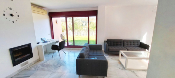 3 غرف نوم فيلا في Malaga, Spain رقم 38853 5