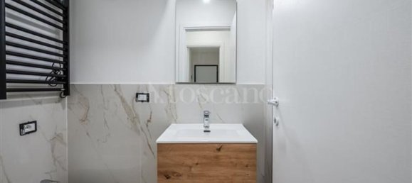 2 bedrooms Apartment in Milan, Italy No. 358046 16
