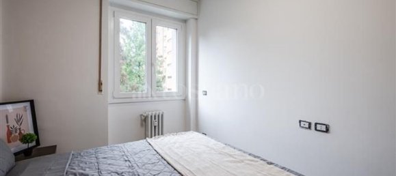 2 bedrooms Apartment in Milan, Italy No. 358046 8