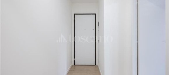 2 bedrooms Apartment in Milan, Italy No. 358046 18