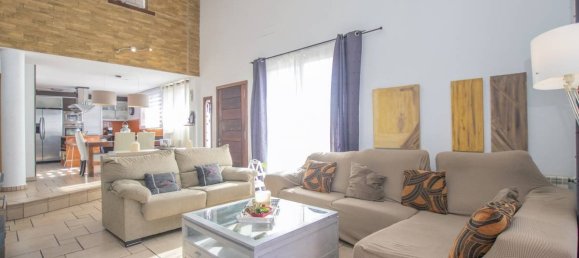 Villa de 3 dormitorios en Mahon, Spain No. 5153 6