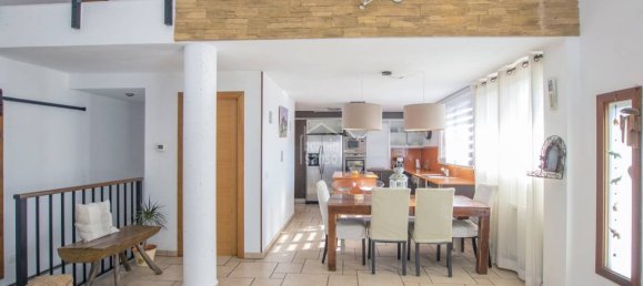 Villa de 3 dormitorios en Mahon, Spain No. 5153 11