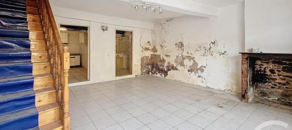 2 chambres Maison à Maringues, France No. 204819 2