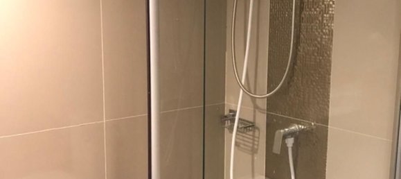 Apartamento em condomínio em Phra Khanong, Thailand N.º 69812 7