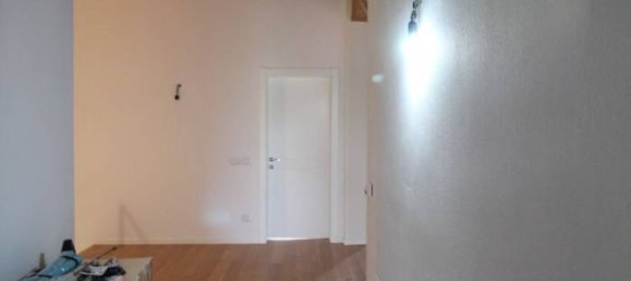 4 bedrooms Duplex in Dalmine, Italy No. 179837 23