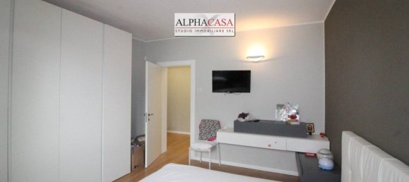 4 bedrooms Duplex in Dalmine, Italy No. 179837 16