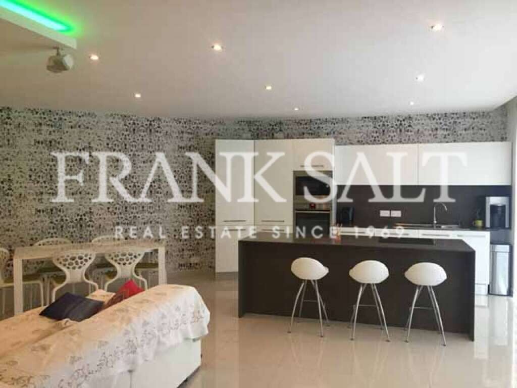 3 غرف نوم طابقين في Swieqi, Malta رقم 3938