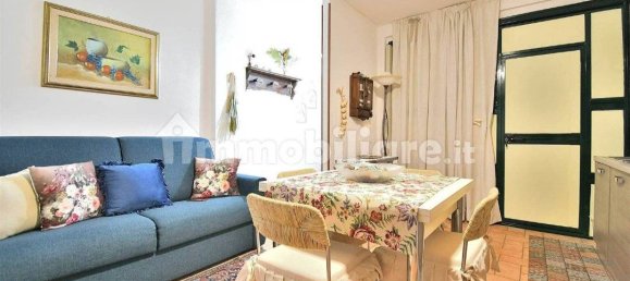 3 Schlafzimmer Wohnung in Monteroni d'Arbia, Italy, Nr. 302925 5