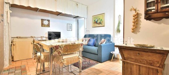 3 Schlafzimmer Wohnung in Monteroni d'Arbia, Italy, Nr. 302925 6