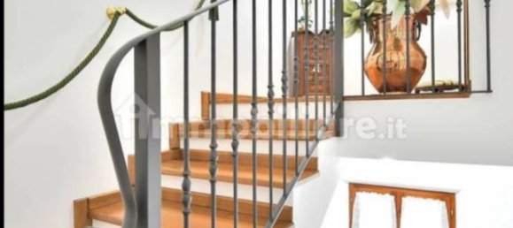 3 Schlafzimmer Wohnung in Monteroni d'Arbia, Italy, Nr. 302925 7