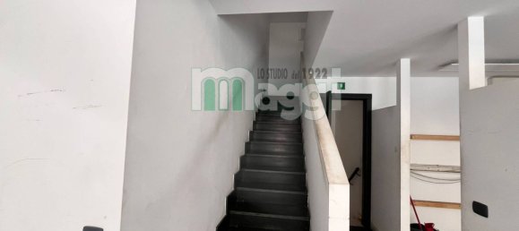 135m² Commercial property in Milan, Italy No. 333269 9