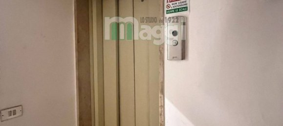 135m² Commercial property in Milan, Italy No. 333269 7