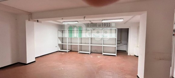 135m² Commercial property in Milan, Italy No. 333269 24