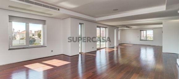 6 غرف نوم شقة في Lisbon, Portugal رقم 157603 7