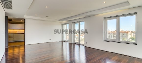 6 غرف نوم شقة في Lisbon, Portugal رقم 157603 47