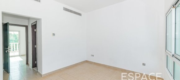 Вилла с 2 спальнями в Jumeirah Village Triangle, Дубай, ОАЭ № 106026 11