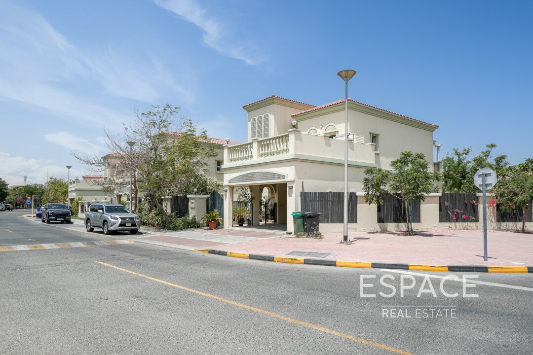 Вилла с 2 спальнями в Jumeirah Village Triangle, Дубай, ОАЭ № 106026