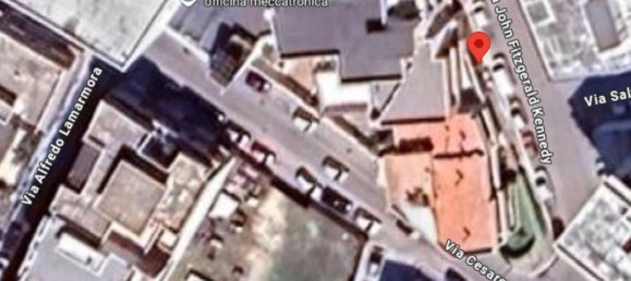 1غرفة عقار تجاري في Triggiano, Italy رقم 95069 7