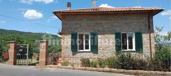 2 bedrooms House in Piegaro, Italy No. 266083 2