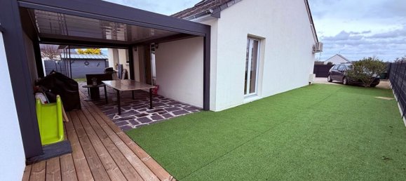 3 bedrooms House in Angers, France No. 98365 2