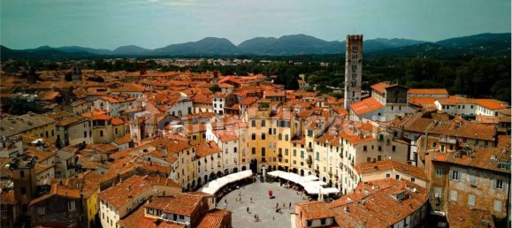 2 bedrooms Apartment in Capannori, Italy No. 42722 16