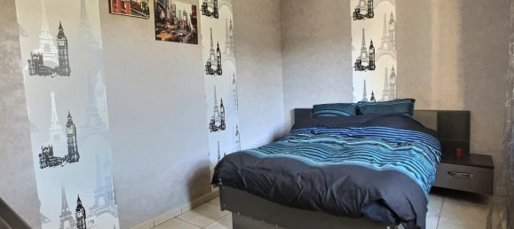 5 bedrooms House in Bullion, France No. 183203 9