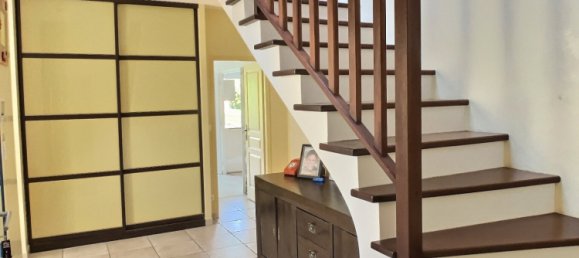 5 bedrooms House in Bullion, France No. 183203 5