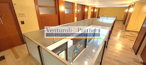 4 Schlafzimmer Wohnung in Desenzano del Garda, Italy, Nr. 365372 16