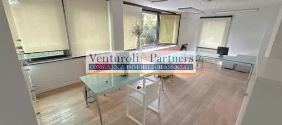 4 Schlafzimmer Wohnung in Desenzano del Garda, Italy, Nr. 365372 11