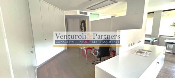 4 Schlafzimmer Wohnung in Desenzano del Garda, Italy, Nr. 365372 13