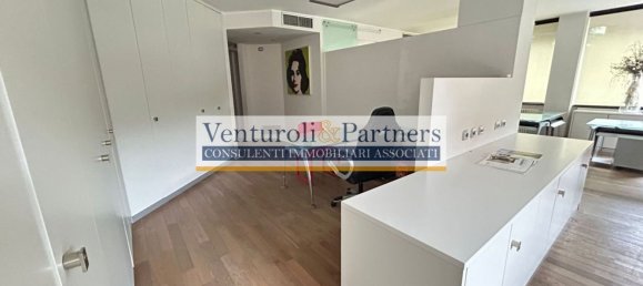 4 Schlafzimmer Wohnung in Desenzano del Garda, Italy, Nr. 365372 8