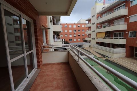 3 bedrooms Apartment in Moita, Portugal No. 281145
