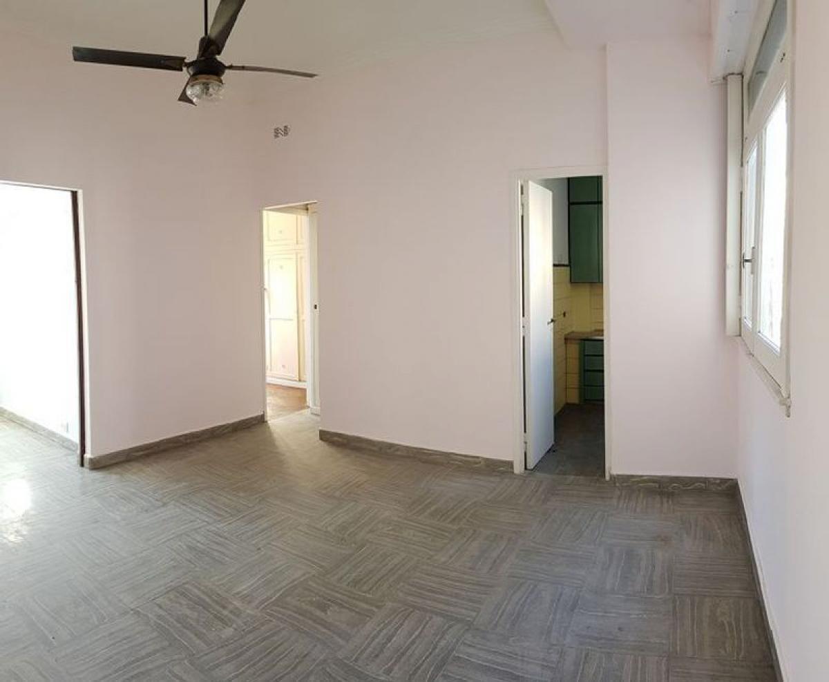 Studio in Buenos Aires, Argentina No. 103416