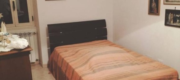 4 rooms House in Duronia, Italy No. 21173 10