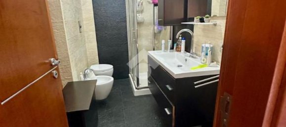 4 rooms Apartment in Naples, Italy No. 16381 18