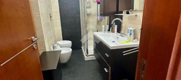 4 rooms Apartment in Naples, Italy No. 16381 17