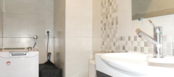 4 bedrooms Apartment in Horta-Guinardo, Spain No. 188934 10