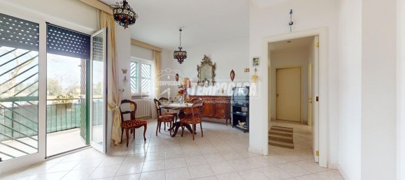 2 chambres Appartement à Bari, Italy No. 156282 10