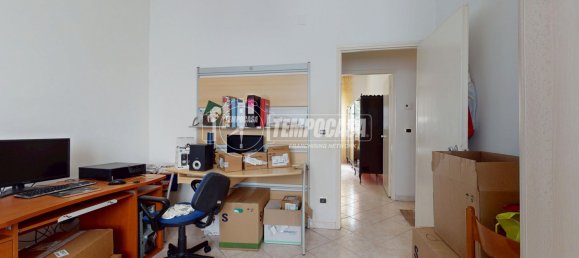 2 chambres Appartement à Bari, Italy No. 156282 17