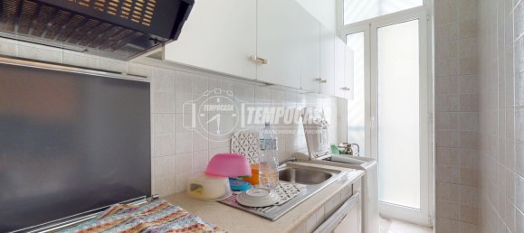 2 chambres Appartement à Bari, Italy No. 156282 12