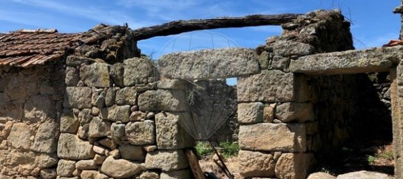 2 Schlafzimmer Haus in Mesquitela, Portugal, Nr. 20516 9