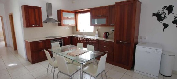 2 bedrooms Apartment in Sliema, Malta No. 9306 6