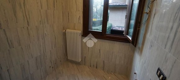 Дом с 7 комнатами в Формиджине, Италия № 24239 26