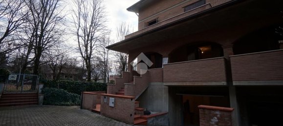 Дом с 7 комнатами в Формиджине, Италия № 24239 3