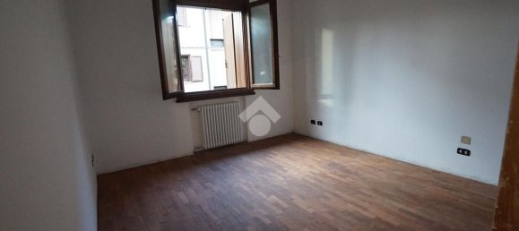 Дом с 7 комнатами в Формиджине, Италия № 24239 37