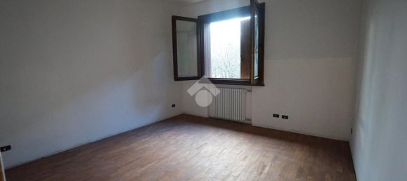 Дом с 7 комнатами в Формиджине, Италия № 24239 39