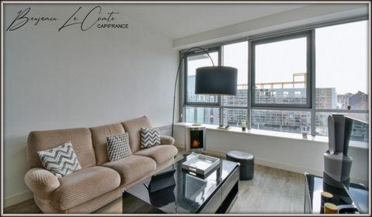 2 bedrooms Condo in Roubaix, France No. 24667