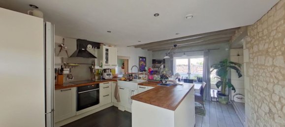 Casa T3 em Saint-Jean-Saint-Germain, France N.º 67461 2