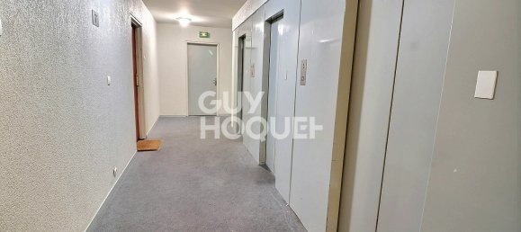 Studio in Aubervilliers, France, Nr. 178397 3